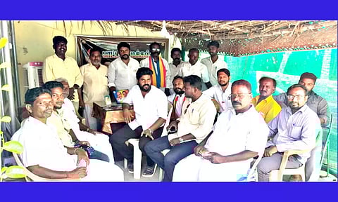 ராமநாதபுரம் கிழக்கு மாவட்ட பா.ம.க. செயற்குழு கூட்டம் நடைபெற்றபோது எடுத்தபடம்.