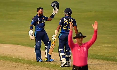 குசால் மெண்டிஸ், சதீரா அதிரடி சதம் - பாகிஸ்தான் வெற்றிபெற 345 ரன்களை நிர்ணயித்தது இலங்கை