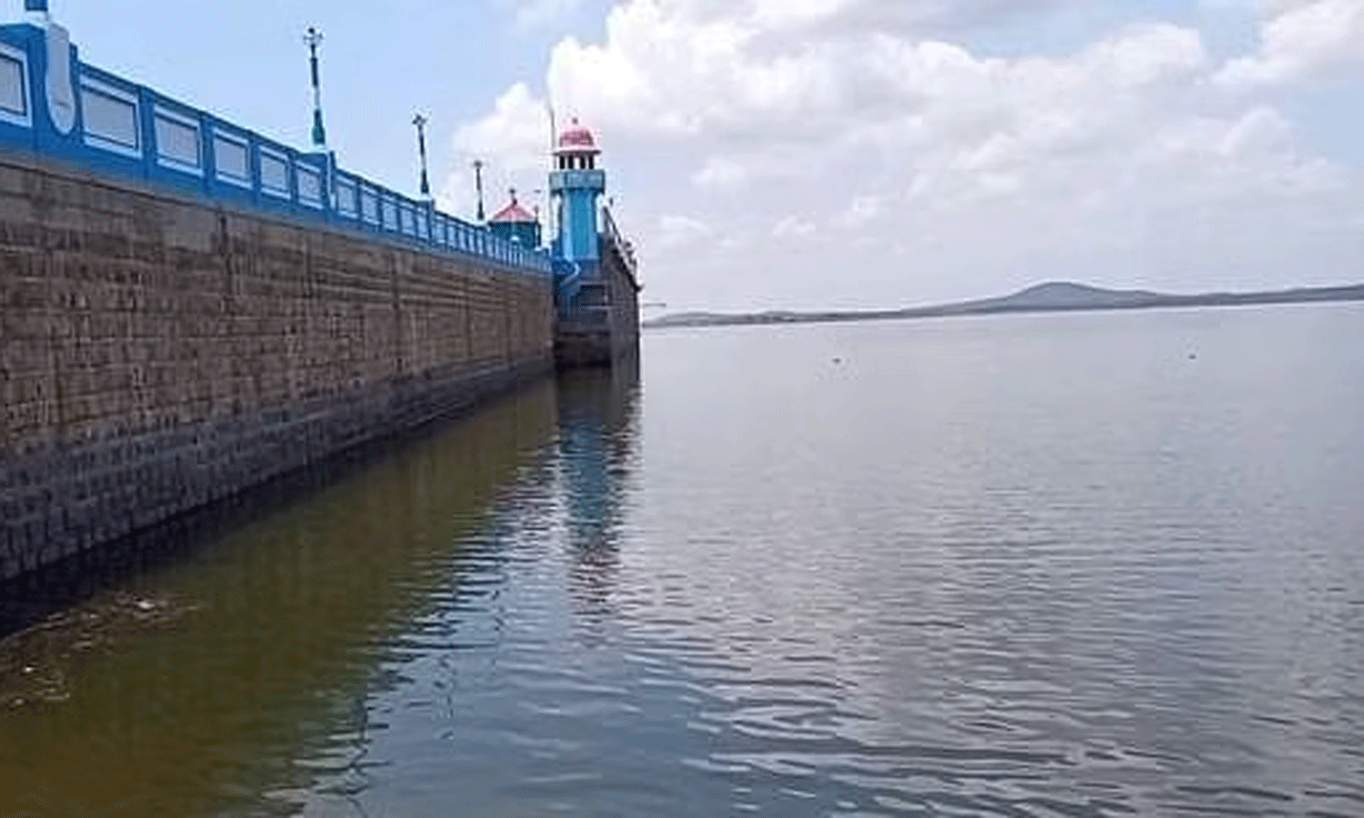 பவானிசாகர் அணையின் நீர்மட்டம் 68 அடியாக சரிந்தது