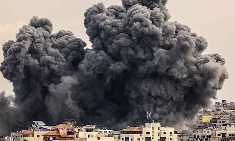 காசாவில் உள்ள இந்தியர்களுக்கு அவசர உதவி எண்ணை அறிவித்த இந்தியா