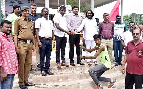 பள்ளி மாணவர்களுக்கான தடகள போட்டி