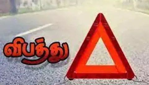சங்ககிரி அருகே  லாரிகள் மோதல்; டிரைவர் பலி