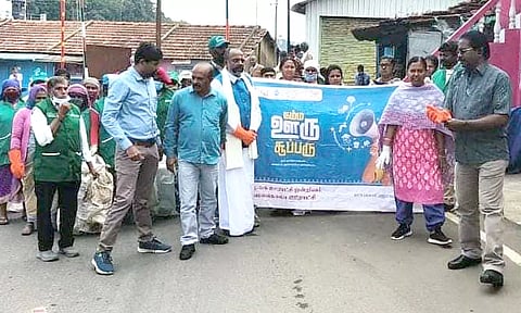 பாலகொலா ஊராட்சியில் நம்ம ஊரு சூப்பரு திட்டத்தின்கீழ் தூய்மைப்பணிகள்