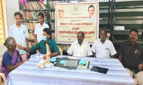 முகாமில் பொதுமக்களுக்கு பரிசோதனை செய்யப்பட்டது.