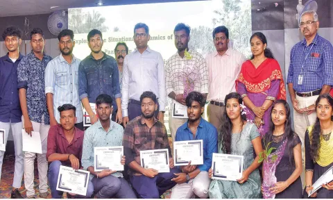 பழையாற்றை மீட்டெடுத்தால் குடிநீர் பிரச்சினை தீரும் - கலெக்டர் ஸ்ரீதர் உறுதி