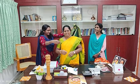 அமைச்சர் கயல்விழியுடன் பெண் தலைவர்கள் சந்திப்பு