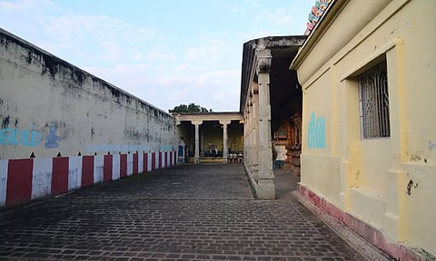 சிறந்த படிப்பு அருளும் எழுத்தறிநாதர்