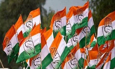 நேஷனல் ஹெரால்டு நிறுவனத்தின் ரூ.752 கோடி சொத்துகள் முடக்கம்: காங்கிரஸ் கட்சி கடும் கண்டனம்