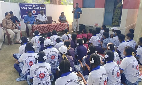 முகாமில் கலந்து கொண்டவர்களை படத்தில் காணலாம்.