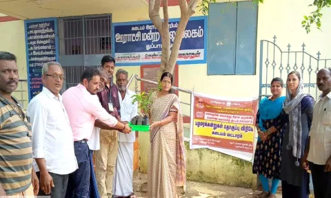 கடையம் வட்டாரத்தில் விவசாயிகளுக்கு பழச்செடிகளின் தொகுப்பு வழங்கல்