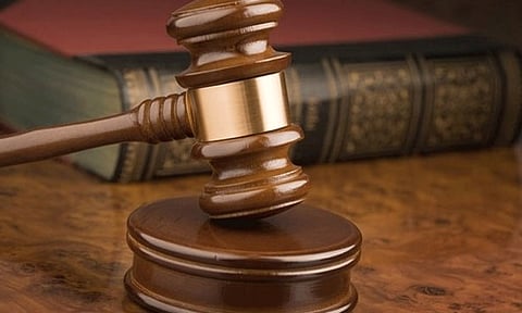 லாட்டரி சீட்டு விற்றவர் மீது வழக்கு