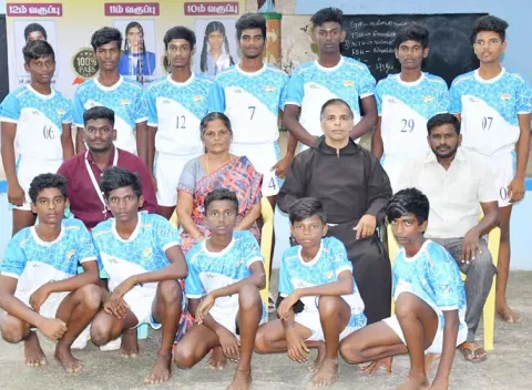 மாநில கபடி போட்டிக்கு புனித ஜான்ஸ் பள்ளி தகுதி