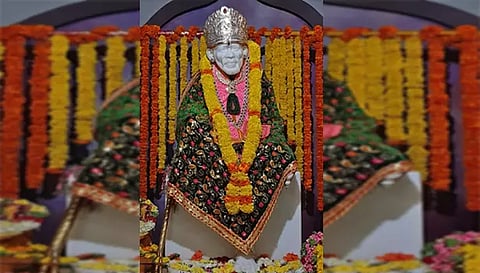 கீரம்பூர் அருகே தொட்டிப்பட்டி சாய்பாபா குருபூஜை