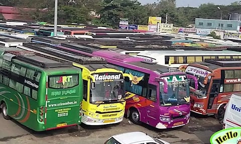 வரி கட்டிய ஆம்னி பேருந்துகள் நாளை விடுவிக்கப்படும்- போக்குவரத்து ஆணையர்