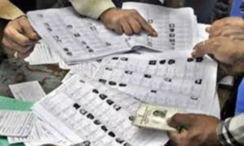 குமரியில் வரைவு வாக்காளர் பட்டியல் வெளியீடு: 6 சட்டமன்ற தொகுதிகளில் 15,22,036 வாக்காளர்கள்