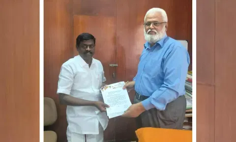 வக்பு வாரிய செயலாளர் ரபிபுல்லாவை சிவபத்மநாதன் நேரில் சந்தித்து மனு கொடுத்தார்.