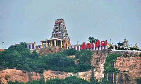 சிவன்மலை முருகன் கோவில்.