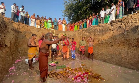 மணிகண்டீஸ்வரர் கோவில் கட்ட கால்கோல் பூஜை