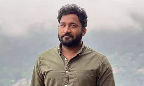 திருமணம் செய்யாமல் ஏமாற்றியதாக பெண் புகார்- பிக்பாஸ் விக்ரமன் மீது வழக்குப்பதிவு