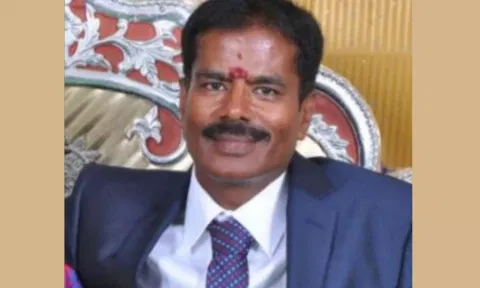 கல்லூரி பேராசிரியர் பரமசிவம்
