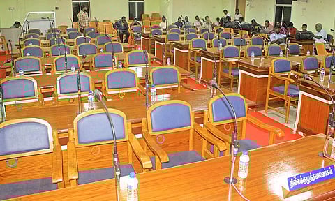 நெல்லை மாநகராட்சி கூட்டத்தை புறக்கணித்த 48 கவுன்சிலர்கள்