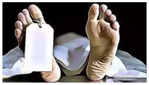 பரமத்திவேலூர் அருகே கிணற்றில் மிதந்த அடையாளம் தெரியாத ஆண் பிணம்