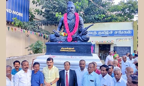 6 அடி உயரத்தில் திருவள்ளுவர் சிலை திறப்பு: உலக தமிழ் சங்க தலைவர் வி.ஜி. சந்தோஷம் வழங்கி திறந்து வைத்தார்