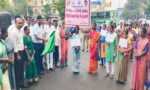 கடலூரில் டெங்கு காய்ச்சல் தடுப்பு விழிப்புணர்வு பேரணியில்  கலெக்டர் அருண் தம்புராஜ், அய்யப்பன் எம்.எல். ஏ, மேயர் சுந்தரி ராஜா கலந்து கொண்டனர்.&nbsp;
