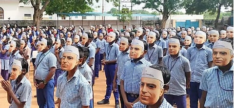 குழந்தைகள் தினவிழா கொண்டாடப்பட்ட போது எடுத்தபடம்.