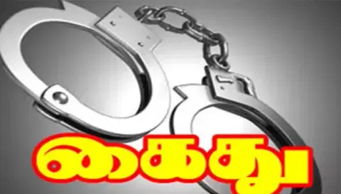 சேலத்தில் துணிக்கடையில் ரூ.41 ஆயிரம்  திருடிய 2 சிறுவர்கள் கைது