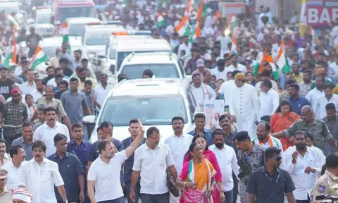கே.சி.ஆர். அபகரித்ததை மீட்டு மக்களிடமே காங்கிரஸ் கொண்டு சேர்க்கும் - ராகுல்