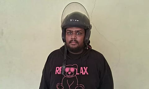 இரவில் தனியாக நடந்து சென்ற பெண்களுக்கு பாலியல் தொந்தரவு கொடுத்த "பைக் டாக்சி" டிரைவர்