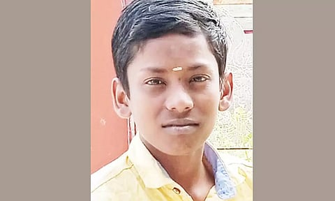 மாணவன் தீபக்