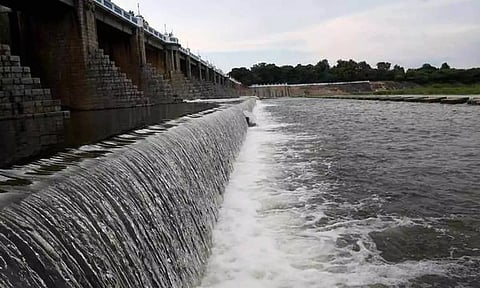 சென்னை-புறநகரில் பலத்த மழை: குடிநீர் ஏரிகளுக்கு மீண்டும் நீர்வரத்து அதிகரித்தது