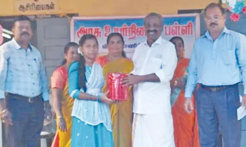 வில்லுண்ணி கோணம் அரசு பள்ளியில் ஆண்டு விழா