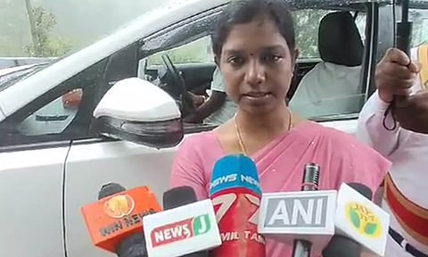 நீலகிரிக்கு வராதீங்க... சுற்றுலா பயணிகளுக்கு கலெக்டர் வேண்டுகோள்