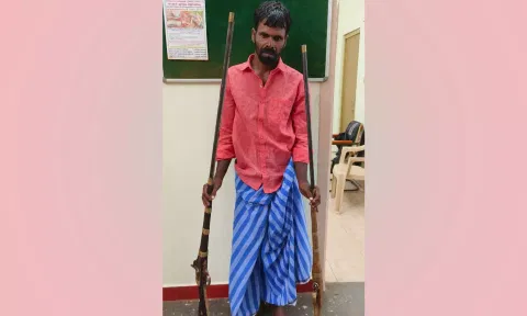 நாட்டு துப்பாக்கி வைத்திருந்தவர் கைது