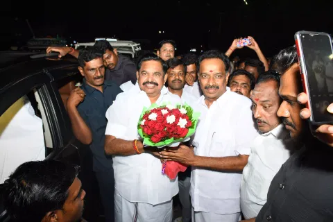 எடப்பாடி பழனிச்சாமிக்கு வரவேற்பு