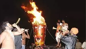 கார்த்திகை தீபத்திருநாளை முன்னிட்டு - திருச்சி மலைக்கோட்டையில், நாளை மகாதீபம் ஏற்றப்படுகிறது