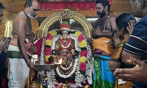 அரசருக்கு திதி கொடுக்கும் அண்ணாமலையார்