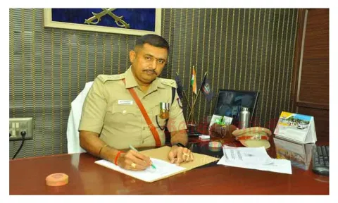 பள்ளி மாணவர்களுக்கு புகையிலை  பொருட்கள் விற்றால் குண்டர் சட்டத்தில் கைது- தென்காசி  போலீஸ் சூப்பிரண்டு எச்சரிக்கை