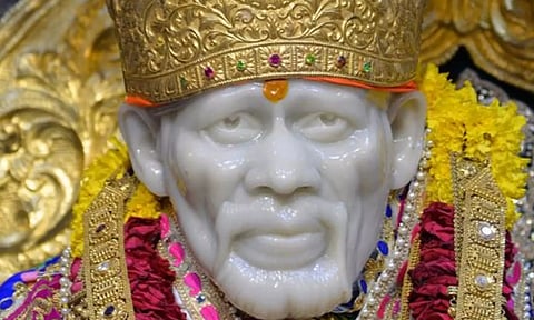 சீரடியில் உள்ள சாய்பாபா பளிங்கு சிலை உருவான விதம்