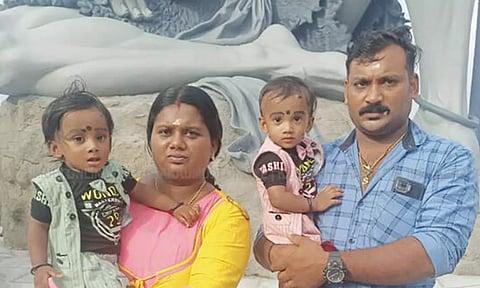 குழந்தைகளுடன் சுனு-சவுமியா (பழைய படம்)