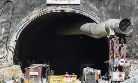 "சுரங்கம் 20 முறை இடிந்துள்ளது": கட்டுமான நிறுவன இயக்குனர் தகவல்