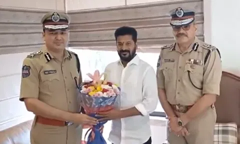 தெலுங்கானா காங்கிரஸ் தலைவருக்கு வாழ்த்து தெரிவித்த டிஜிபி