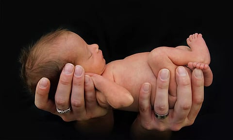 குறைமாதத்தில் பிறந்த குழந்தைகளுக்கான பராமரிப்பு