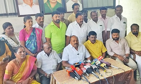 நெல்லை மாநகராட்சியில் மேயர் மீதான நம்பிக்கை இல்லா தீர்மானத்திற்கு அ.தி.மு.க கவுன்சிலர்கள் ஆதரவு