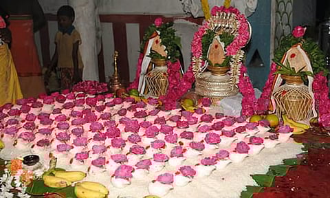 சோமவார சங்காபிஷேகம்