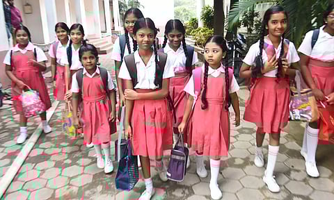 காஞ்சிபுரத்தில் நாளை 11 பள்ளிகளுக்கு விடுமுறை