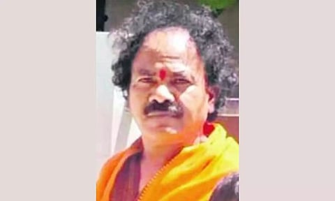 21 பேரை தலை துண்டித்து கொலை செய்த சாமியார்: பில்லி, சூனியம் நீக்குவதாக கூறி சொத்து அபகரிப்பு